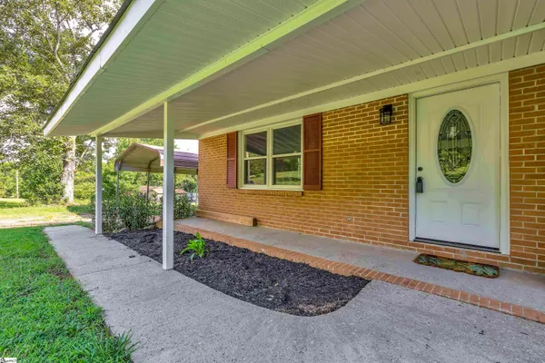 $224,900 | 2428 Mt Lebanon Road, Buffalo, SC 29321