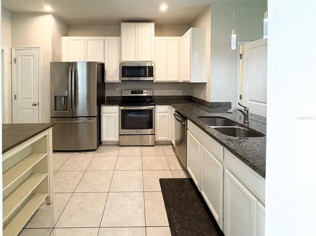 $2,150 | 2144 Laceflower Drive, Brandon, FL 33510