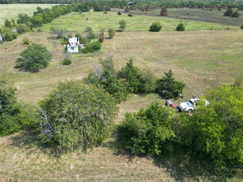 1408 Wortham Road Whitewright, TX 75491 - Photo 7 of 13