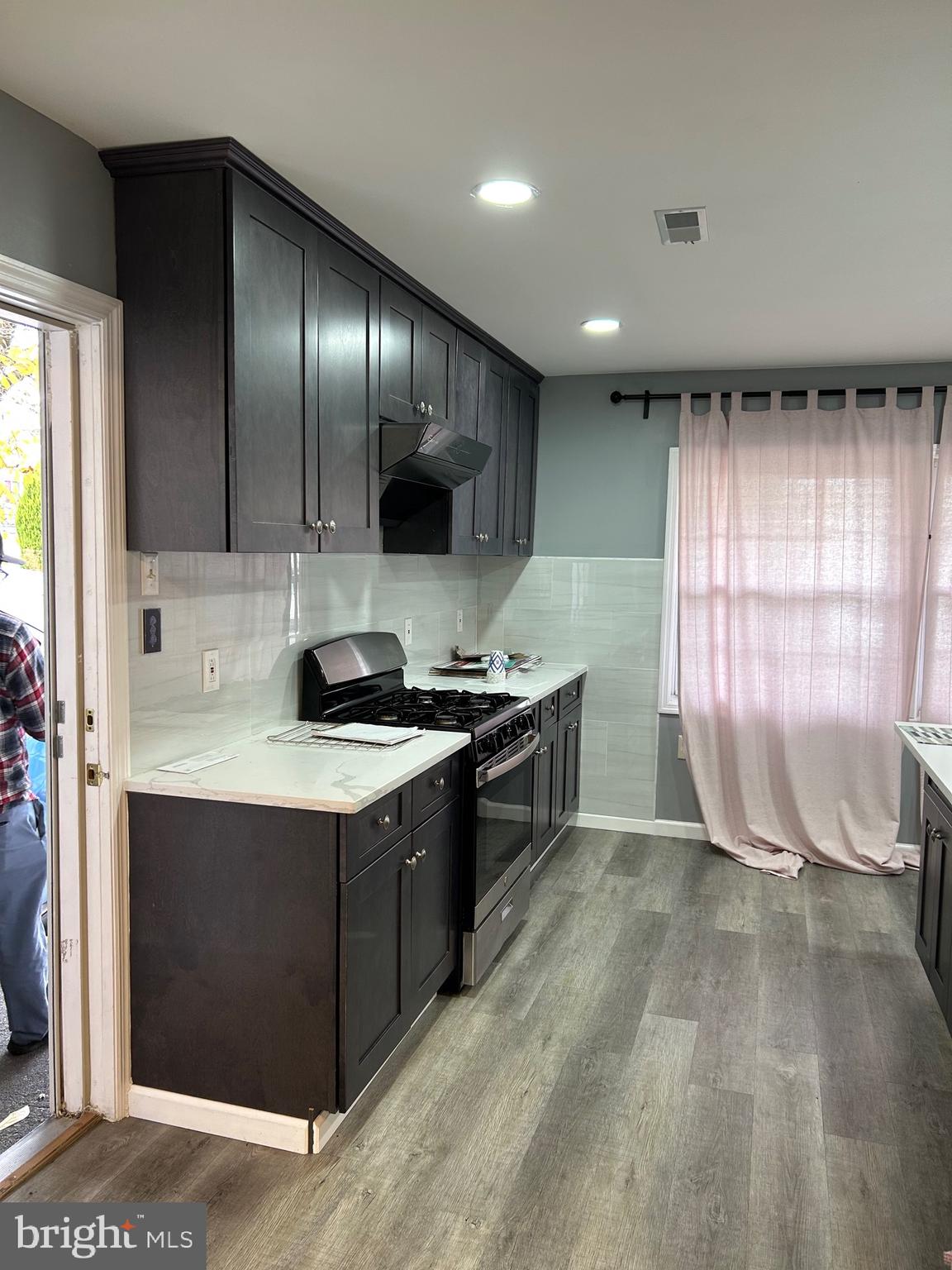 2814 Nightingale Road Philadelphia, PA 19154 - Photo 4 of 19 Gallery Image 4