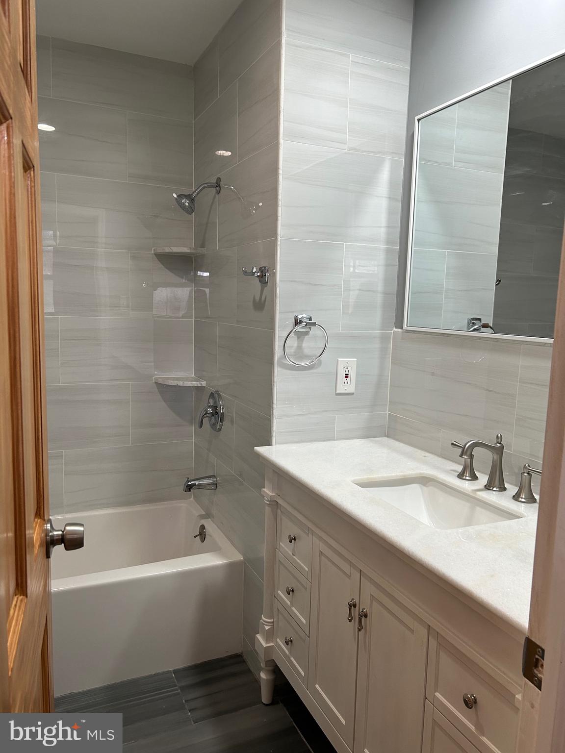 2814 Nightingale Road Philadelphia, PA 19154 - Photo 8 of 19 Gallery Image 8