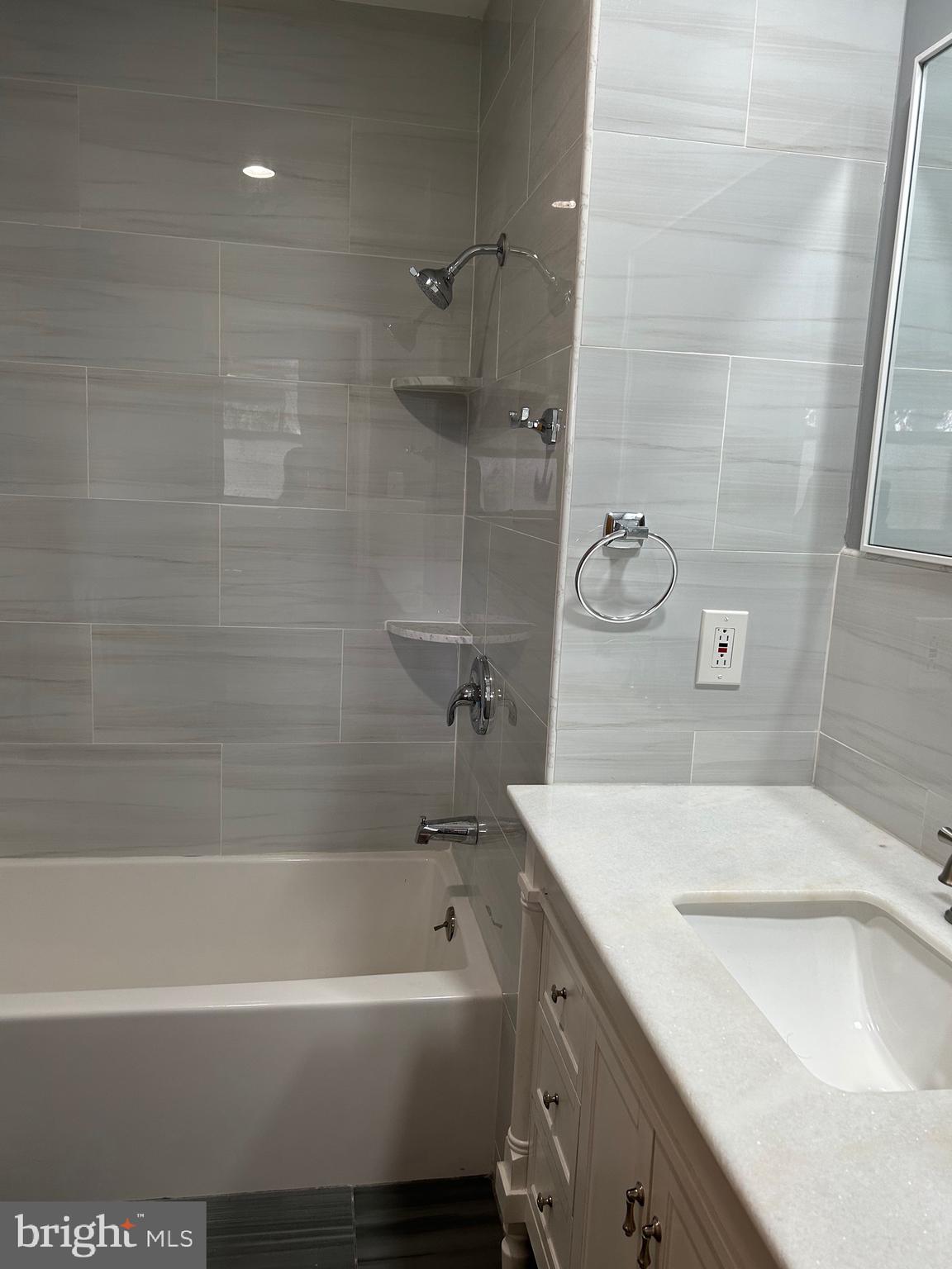 2814 Nightingale Road Philadelphia, PA 19154 - Photo 9 of 19 Gallery Image 9