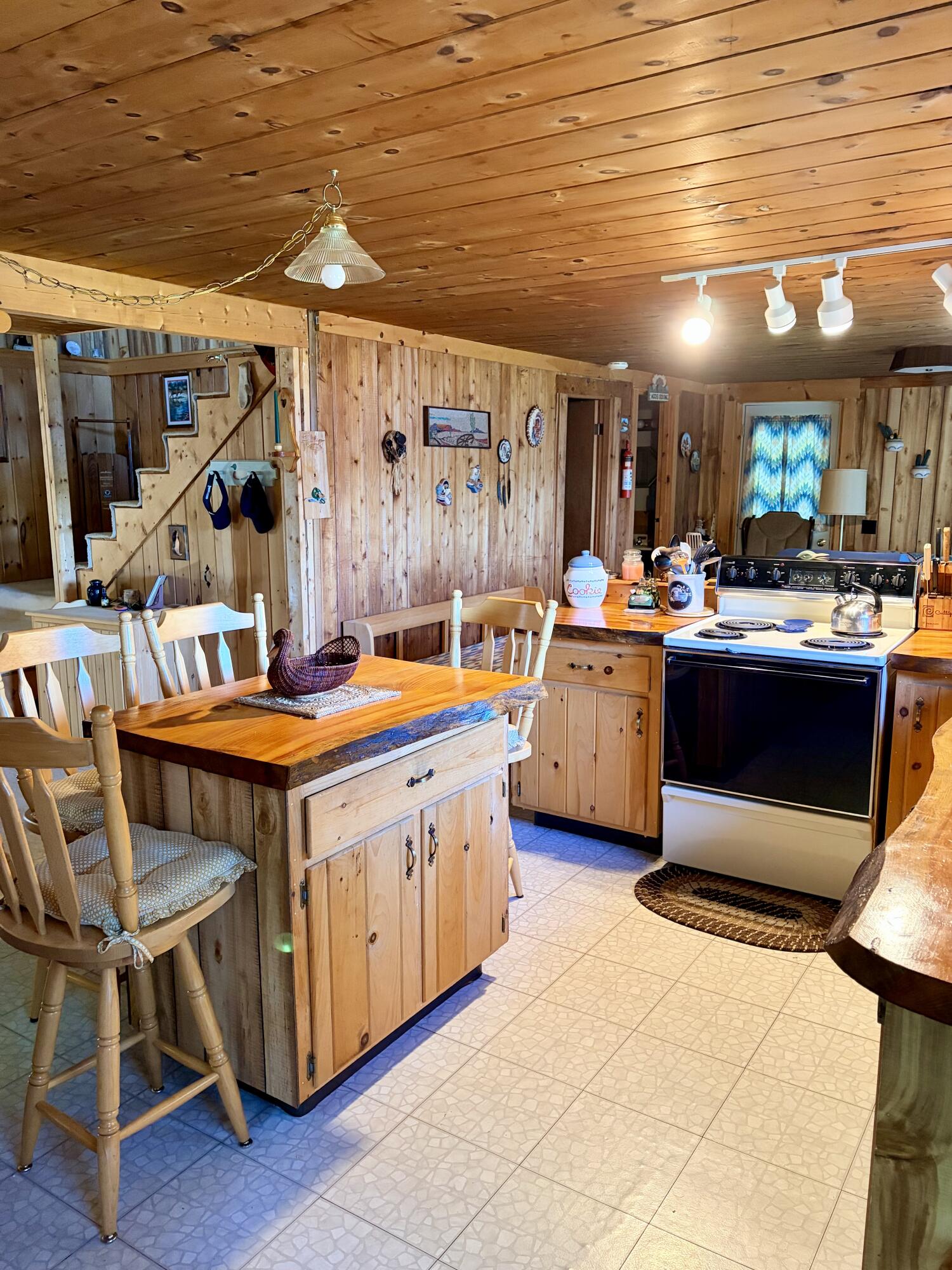 563 Lakeview Road Topsfield, ME 04490 - Photo 14 of 44 Kitchen