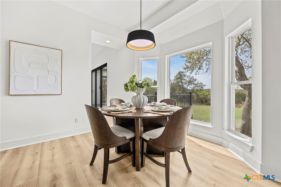 108 Skyline Road Georgetown, TX 78628 - Photo 18 of 48 a dining room with furniture and window
