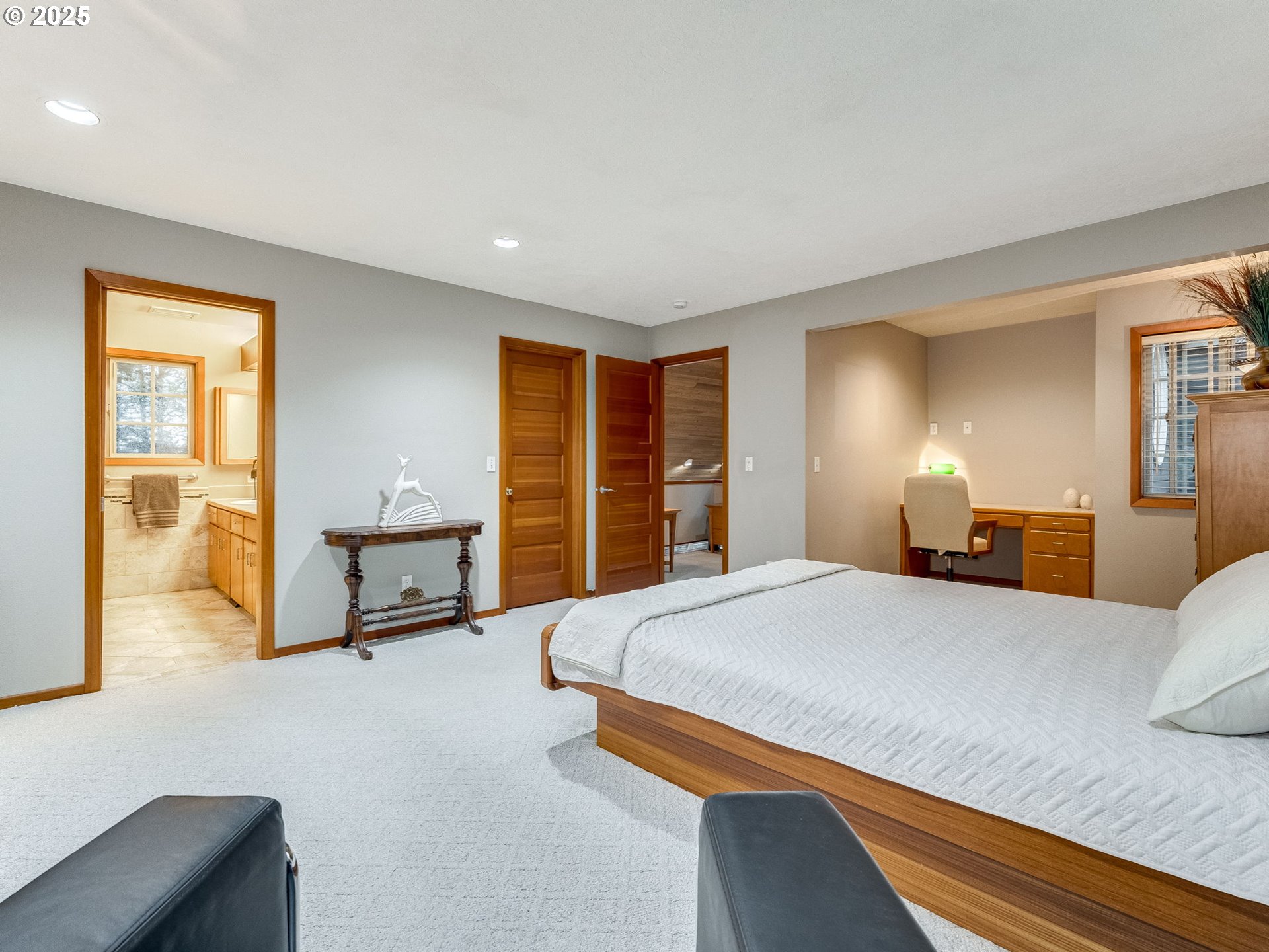 476 Southwest Hebb Park Road West Linn, OR 97068 - Photo 28 of 48 Family Room