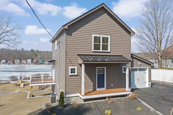 $679,900 | 96 Shadow Lake Road, Unit 2 REAR, Salem, NH 03079