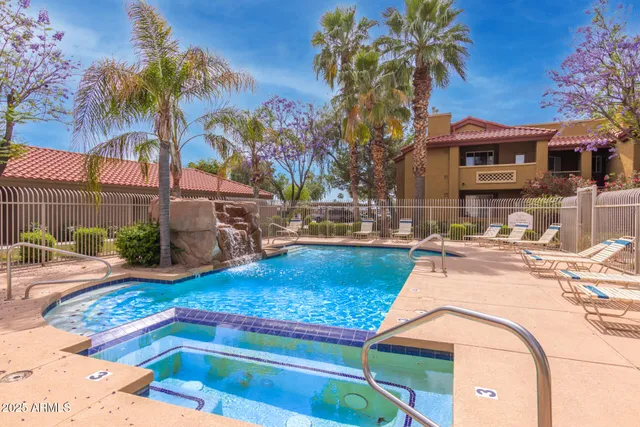 $1,375 | 2929 West Yorkshire Drive, Unit 1033, Phoenix, AZ 85027