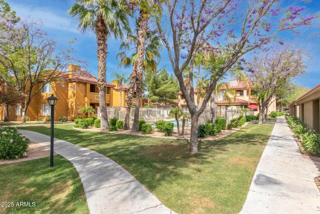 $1,375 | 2929 West Yorkshire Drive, Unit 1033, Phoenix, AZ 85027