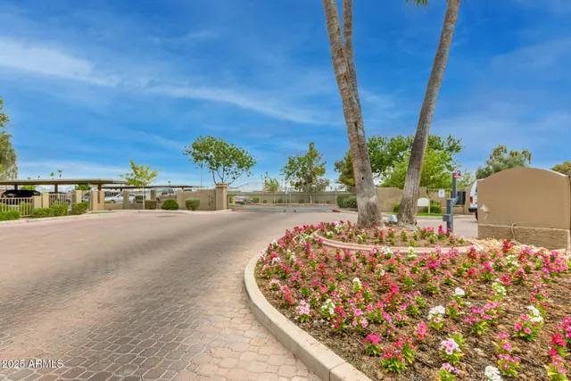 $1,375 | 2929 West Yorkshire Drive, Unit 1033, Phoenix, AZ 85027