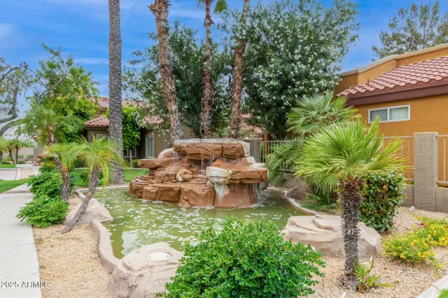 $1,375 | 2929 West Yorkshire Drive, Unit 1033, Phoenix, AZ 85027