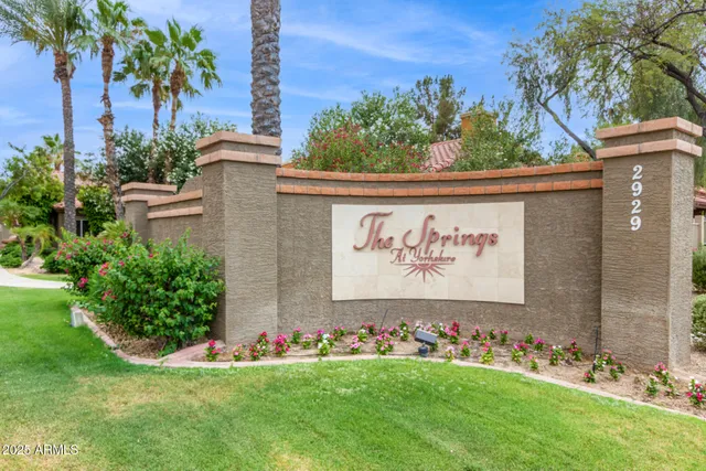 $1,375 | 2929 West Yorkshire Drive, Unit 1033, Phoenix, AZ 85027