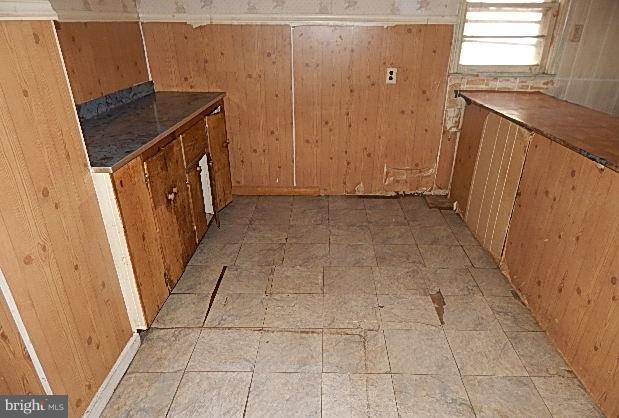 13706 Molly Berry Road Brandywine, MD 20613 - Photo 3 of 10 Kitchen