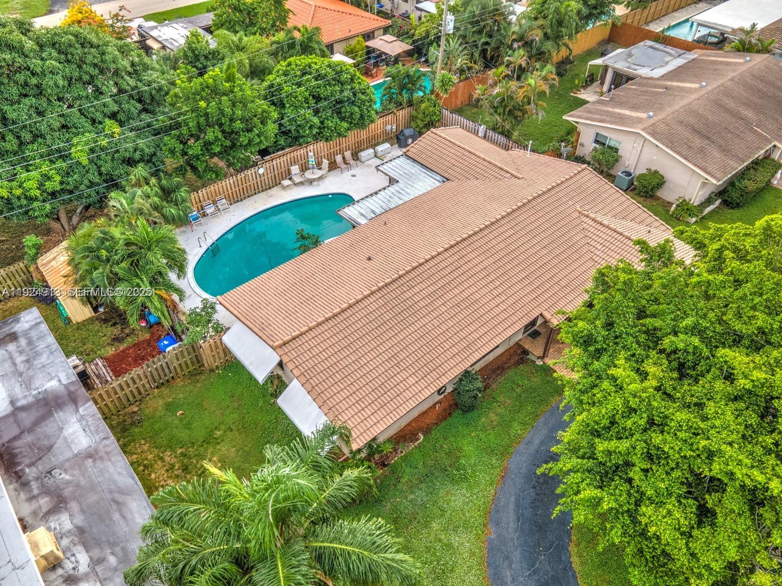 2620 Northeast 19th Street Pompano Beach, FL 33062 - Photo 40 of 42 an aerial view of a house