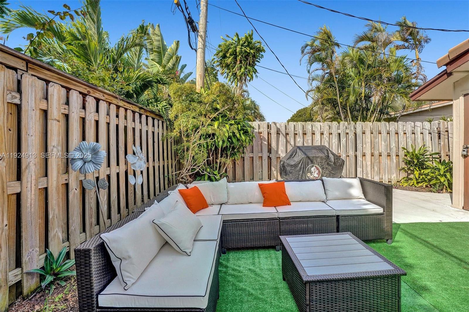 2620 Northeast 19th Street Pompano Beach, FL 33062 - Photo 4 of 42 a view of outdoor sitting area with furniture