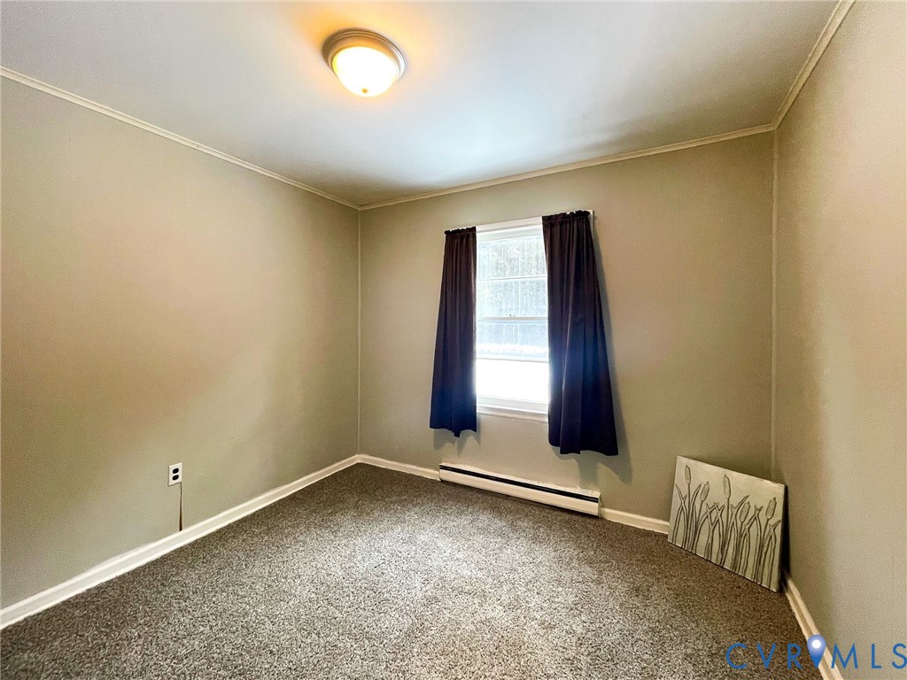 3867 Longview Road Kenbridge, VA 23944 - Photo 13 of 25 an empty room with windows