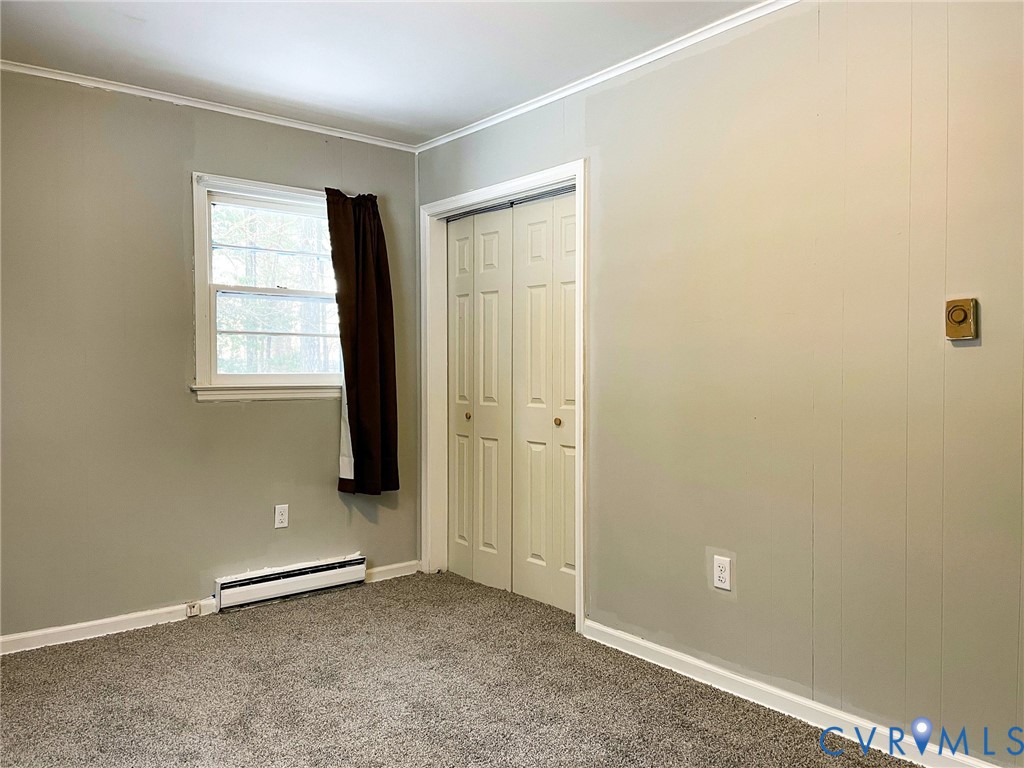3867 Longview Road Kenbridge, VA 23944 - Photo 21 of 25 an empty room with windows