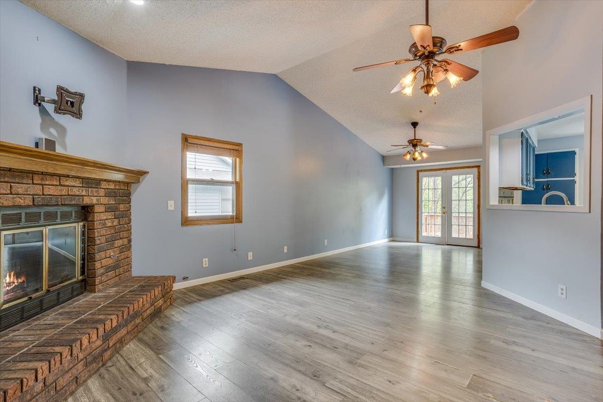 2312 White Oak Road Derby, KS 67037 - Photo 4 of 31
