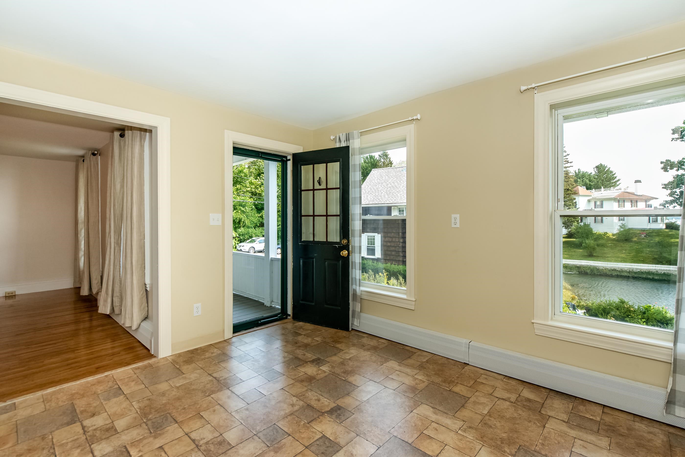 116 Whipple Road Kittery, ME 03904 - Photo 7 of 38