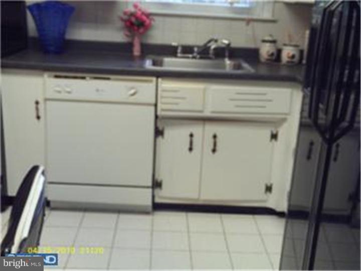 109 Hilldale Road Cheltenham, PA 19012 - Photo 11 of 25 Gallery Image 11