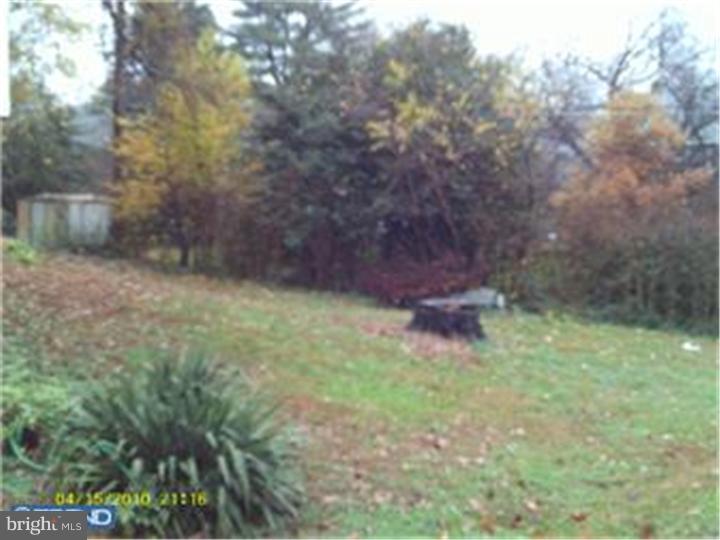 109 Hilldale Road Cheltenham, PA 19012 - Photo 3 of 25 Gallery Image 3