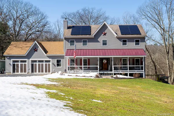 $725,000 | 269 Milewood Road, Millbrook, NY 12545