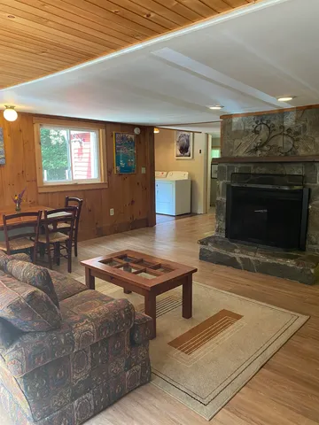 $449,000 | 6 Gates Lane, Wilmington, VT 05363