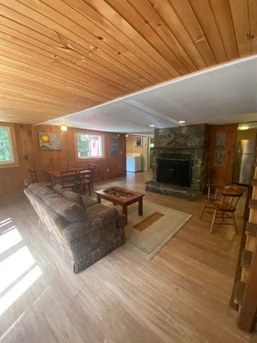 $449,000 | 6 Gates Lane, Wilmington, VT 05363