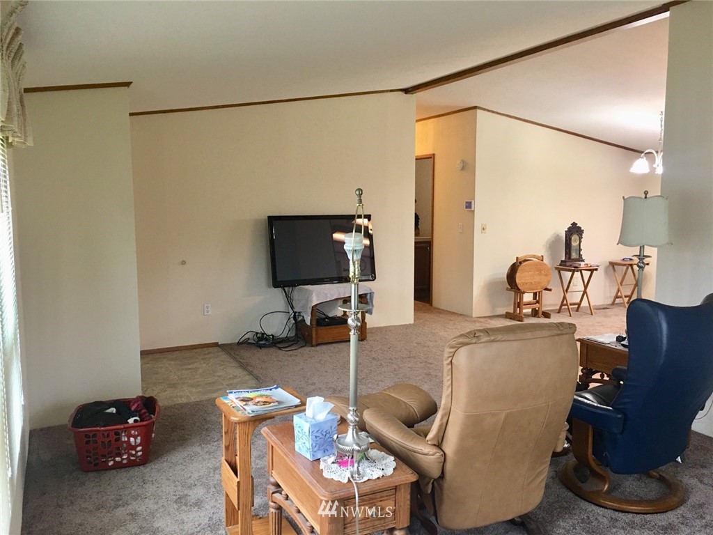 8057 Nicholson Road Sedro-Woolley, WA 98284 - Photo 17 of 25 Gallery Image 17