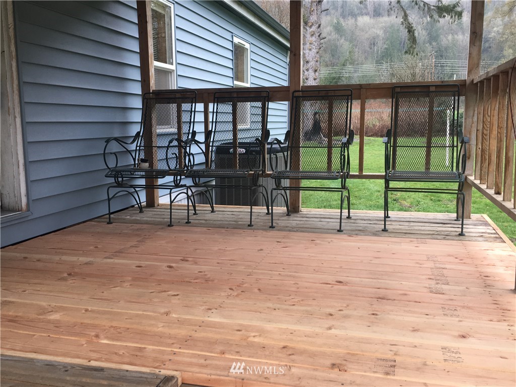 8057 Nicholson Road Sedro-Woolley, WA 98284 - Photo 7 of 25 Gallery Image 7