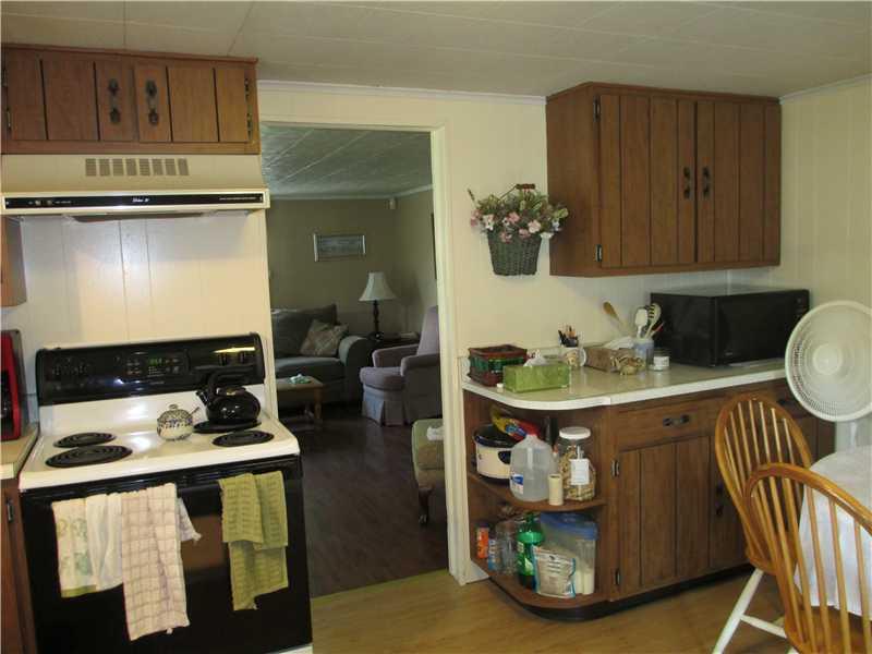 484 Flatwoods Road Vanderbilt, PA 15486 - Photo 11 of 20 Kitchen.