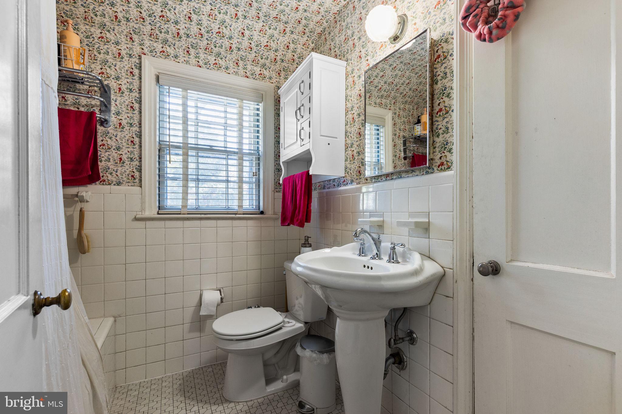 713 Dover Road Wynnewood, PA 19096 - Photo 17 of 31