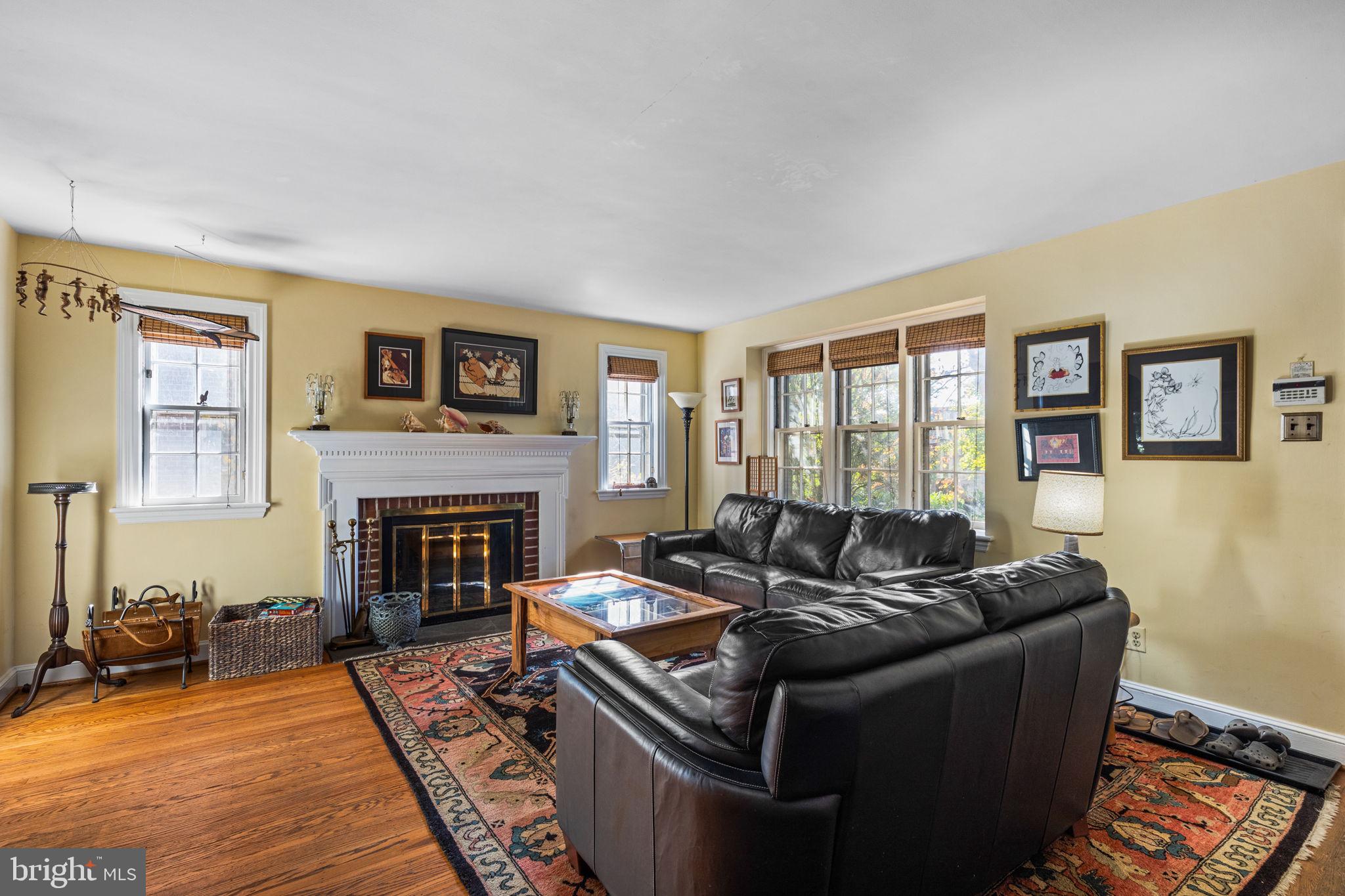 713 Dover Road Wynnewood, PA 19096 - Photo 3 of 31