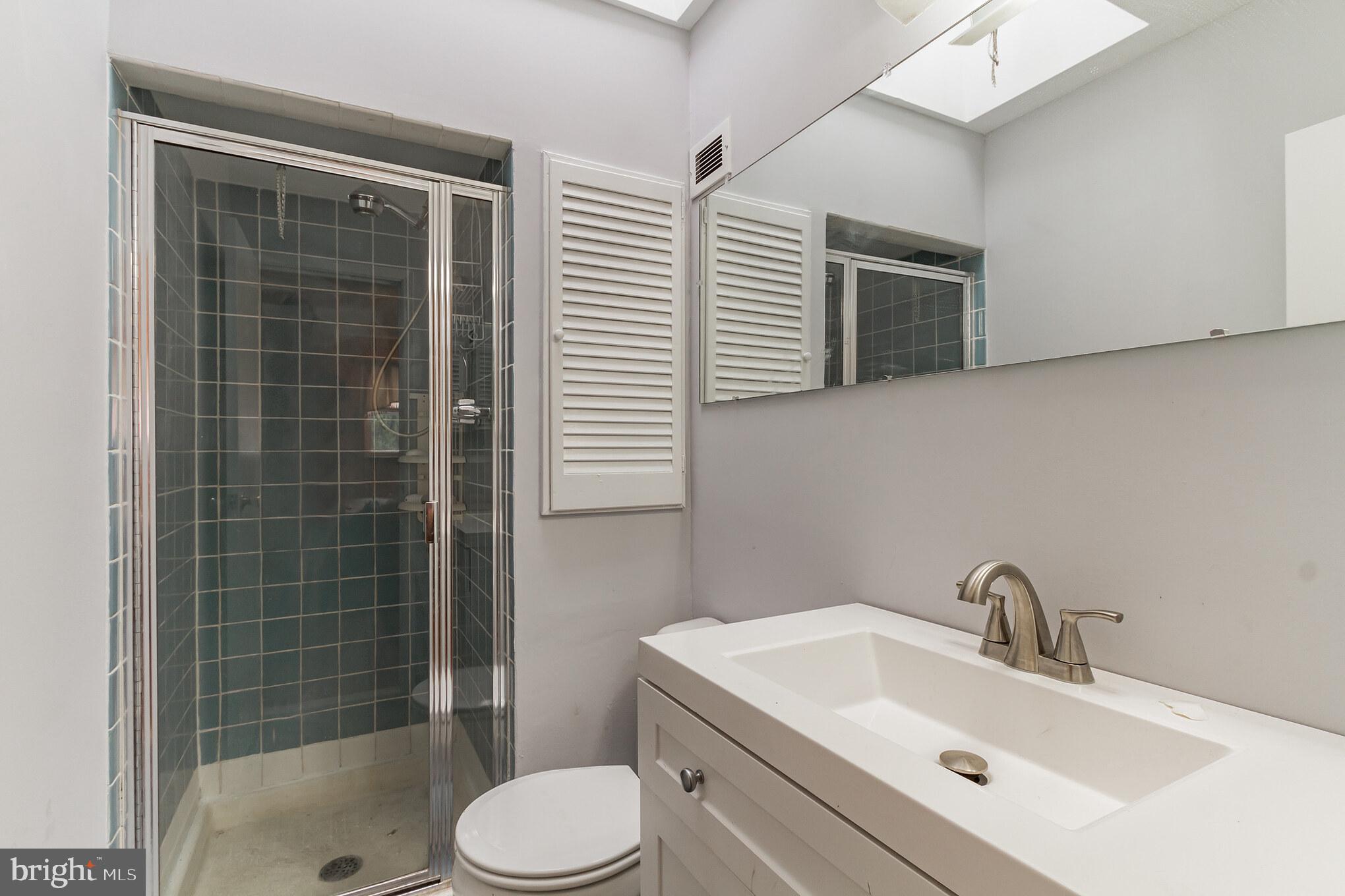 9824 Hardy Road Philadelphia, PA 19115 - Photo 16 of 31 Full owners bathroom with stall shower