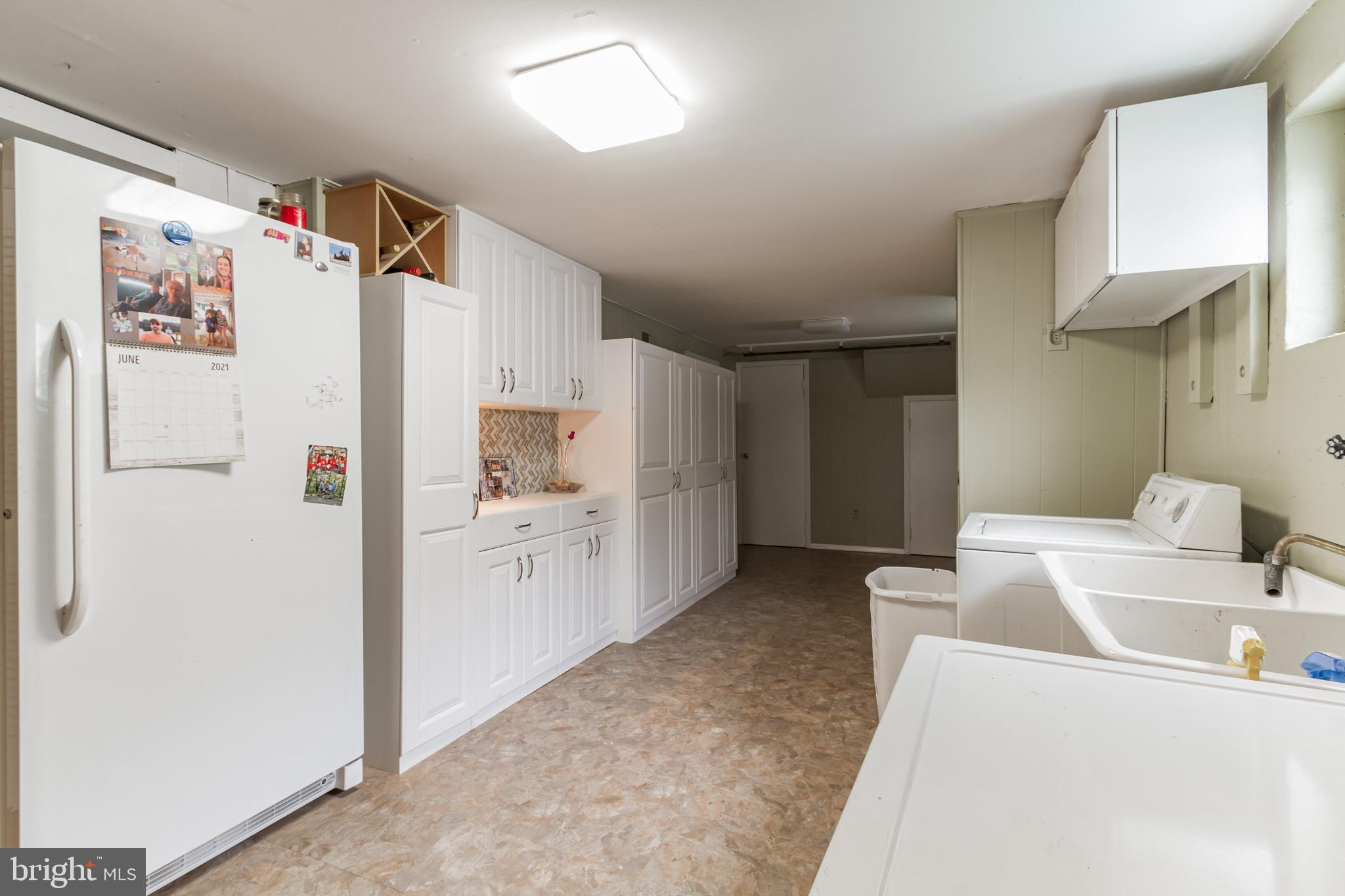 9824 Hardy Road Philadelphia, PA 19115 - Photo 25 of 31 Plenty of built-in storage