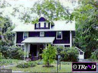 624 North Chester Road Swarthmore, PA 19081 - Photo 1 of 1 a front view of a house with garden
