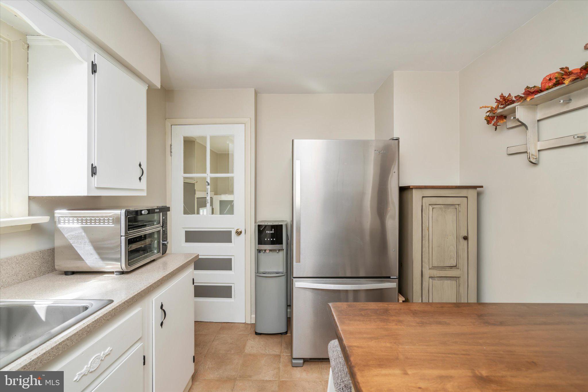 47 Vincent Avenue Hamilton, NJ 08619 - Photo 13 of 29