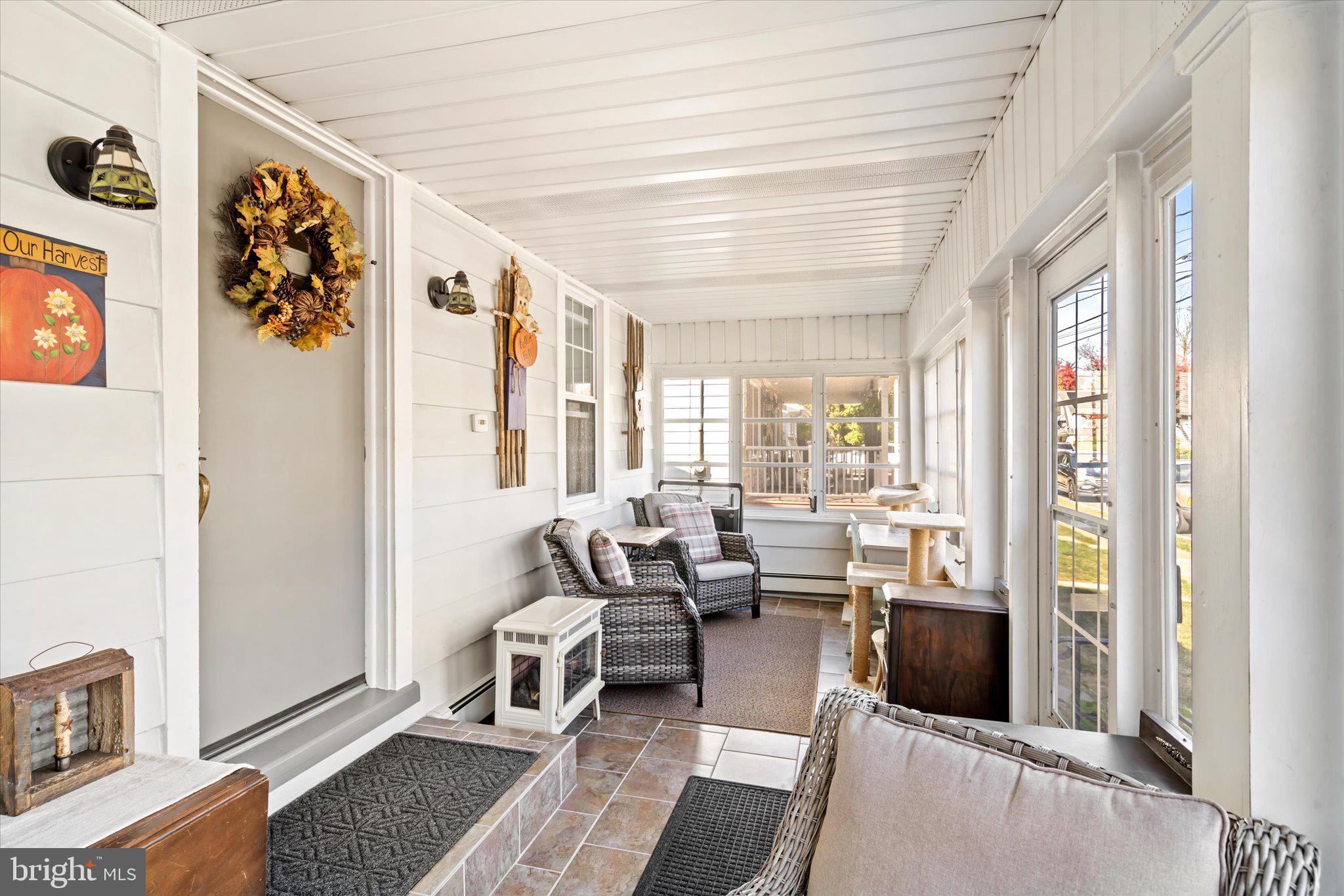 47 Vincent Avenue Hamilton, NJ 08619 - Photo 5 of 29