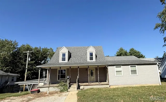 $63,500 | 115 West Jefferson Street, Vandalia, IL 62471