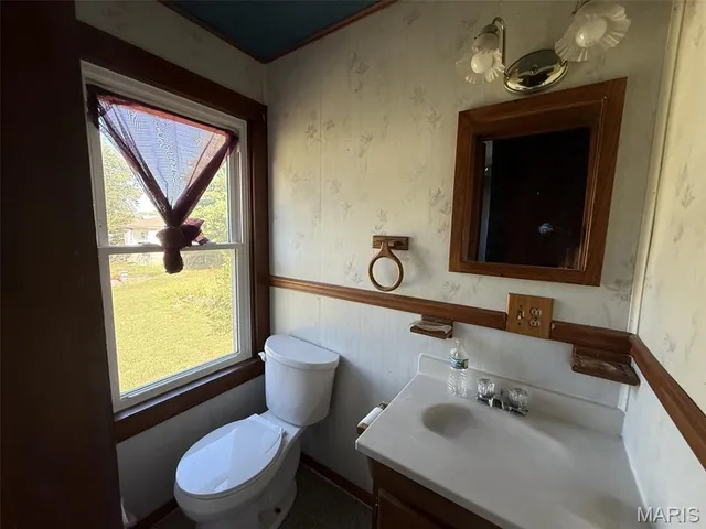 $63,500 | 115 West Jefferson Street, Vandalia, IL 62471