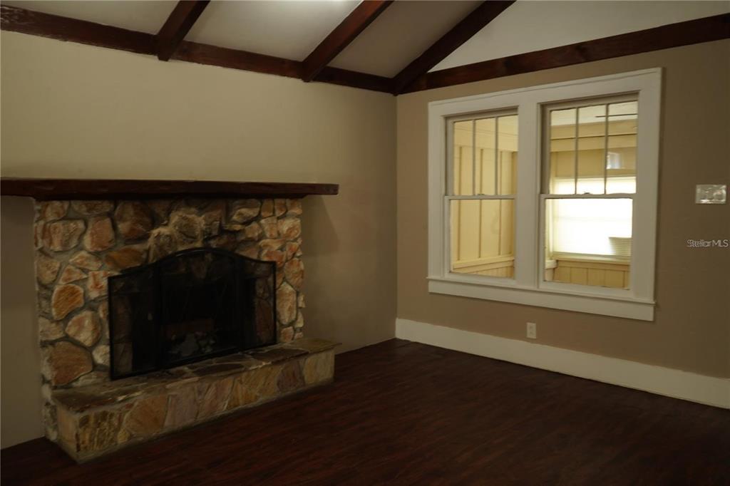 2107 Northeast 8th Road Ocala, FL 34470 - Photo 12 of 18