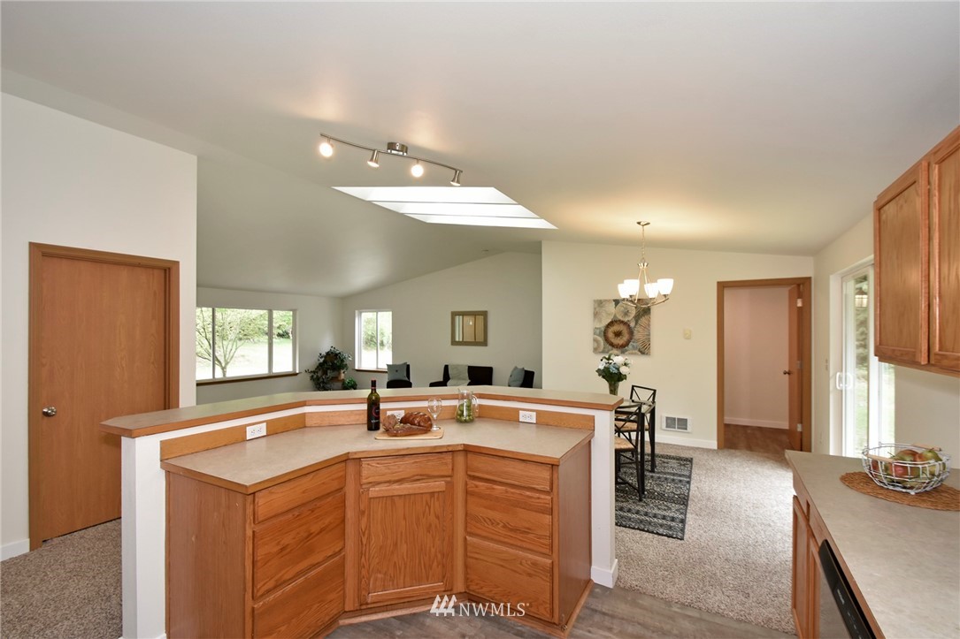 5628 East Agate Road Shelton, WA 98584 - Photo 9 of 25 Gallery Image 9