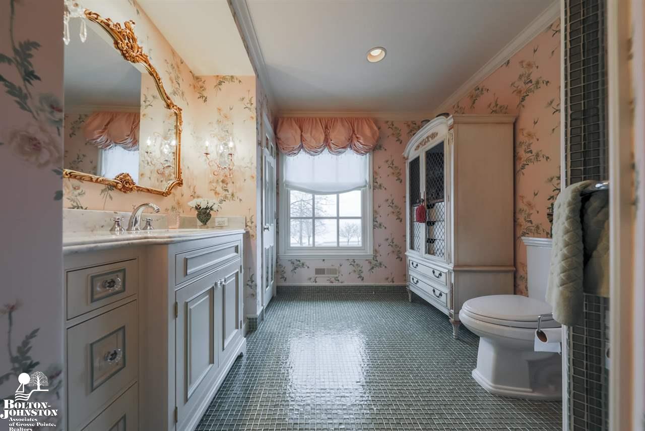 415 Lake Shore Road Grosse Pointe Farms, MI 48236 - Photo 29 of 41