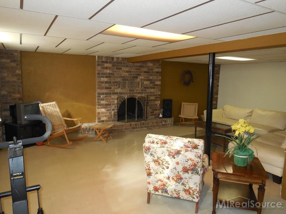 20290 29 Mile Road Ray, MI 48096 - Photo 6 of 8