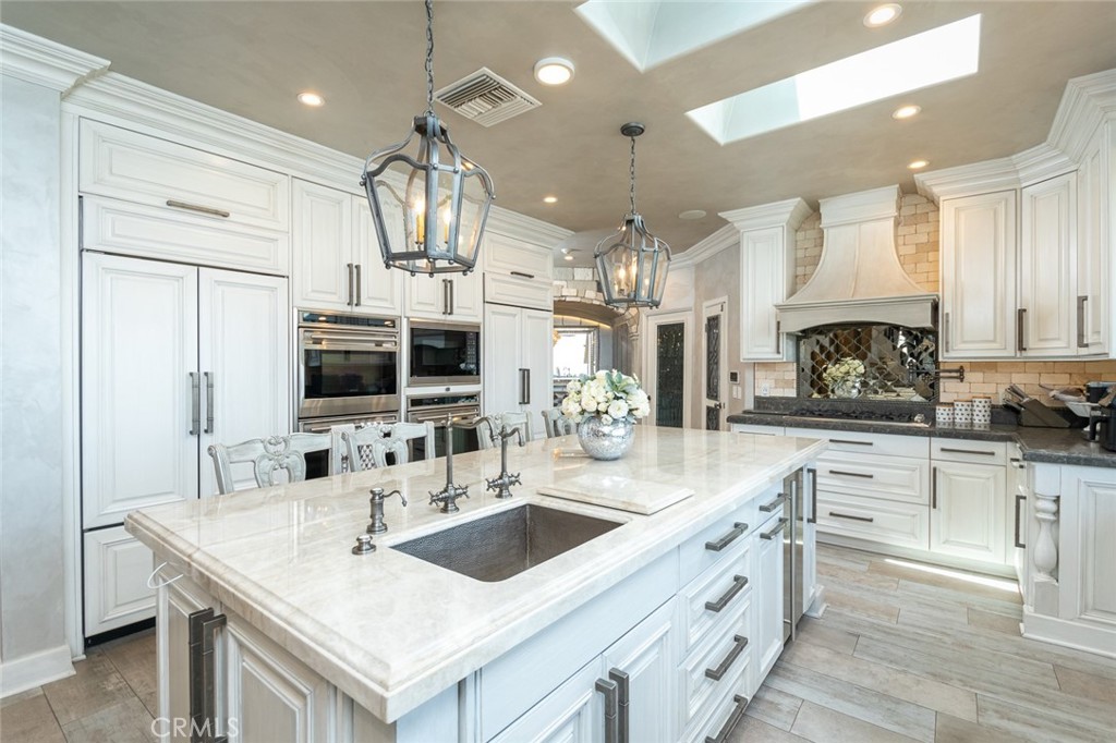 330 Kempton Road Glendale, CA 91202 - Photo 29 of 75