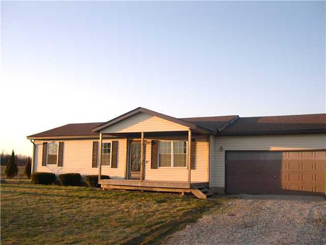 6562 Benner Road Johnstown, OH 43031 - Photo 1 of 12