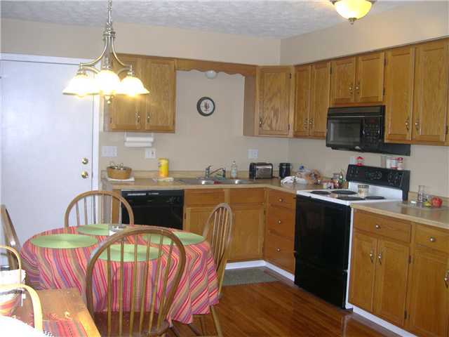 6562 Benner Road Johnstown, OH 43031 - Photo 3 of 12