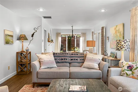 $1,400,000 | 624 Clark Road, Bellingham, WA 98225