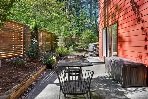 $1,400,000 | 624 Clark Road, Bellingham, WA 98225