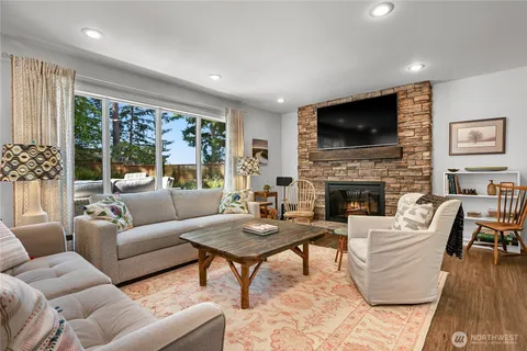 $1,400,000 | 624 Clark Road, Bellingham, WA 98225