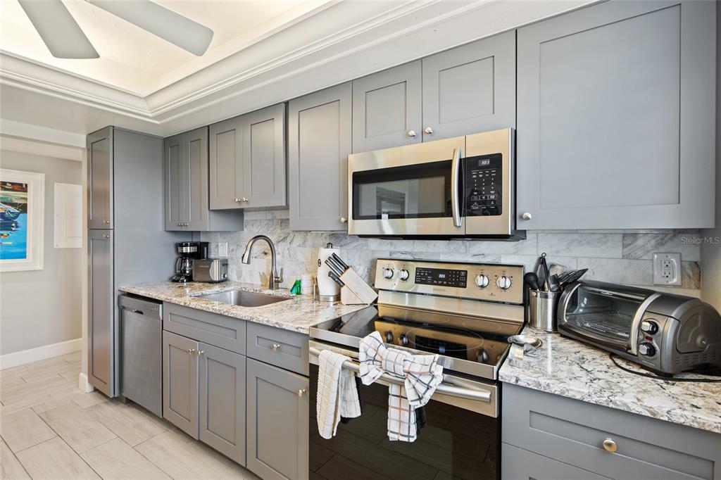 6266 Midnight Pass Road, Unit 404 Sarasota, FL 34242 - Photo 22 of 74